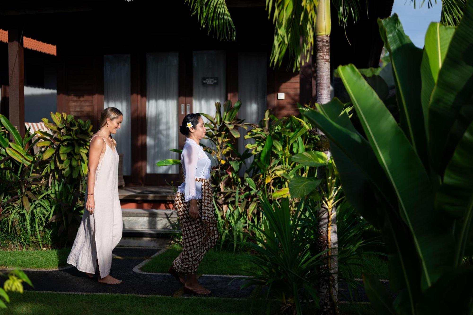 D'Puncak Villas Lembongan Nusa Lembongan Exteriör bild