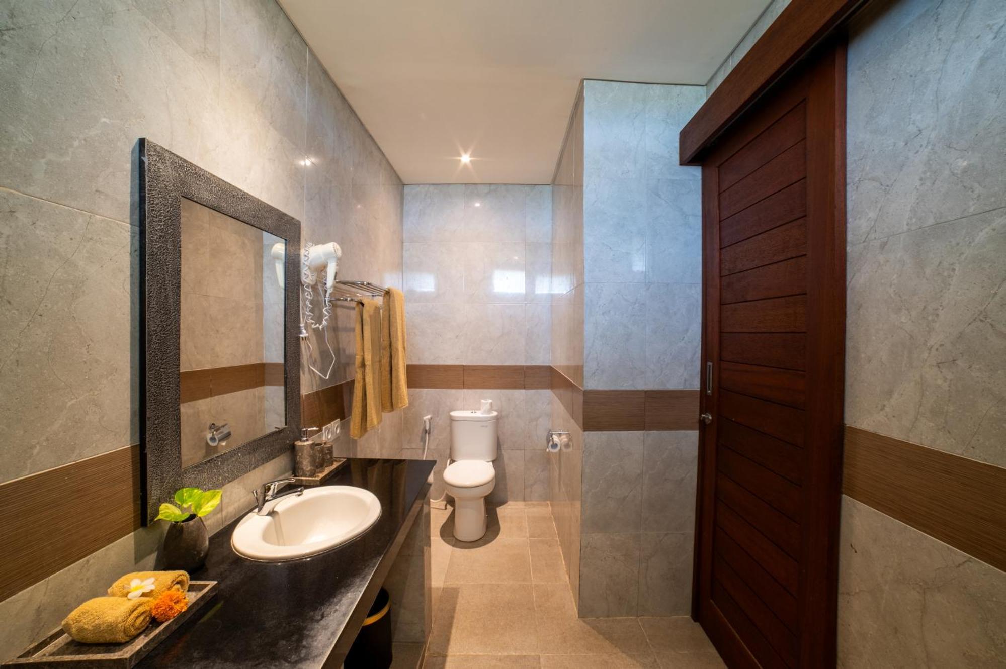 D'Puncak Villas Lembongan Nusa Lembongan Exteriör bild